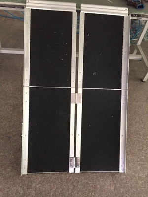 Rampe de scooter en aluminium portable pliable de 36 cm pour les marches de la maison