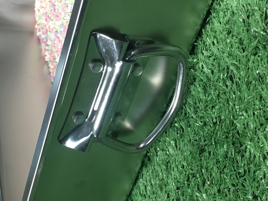 Dites au revoir au plastique et bonjour à notre bassin de toilettes en acier inoxydable durable pour chats