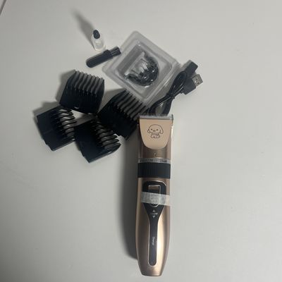 Coupe-cheveux électrique professionnel pour animaux de compagnie Outils de coupe durables pour chiens et chats