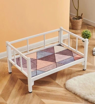 Matraque pour animaux de compagnie Non inclus Matraque métallique résistant à l'humidité Lit de chien surélevé Lit de chat en rotin