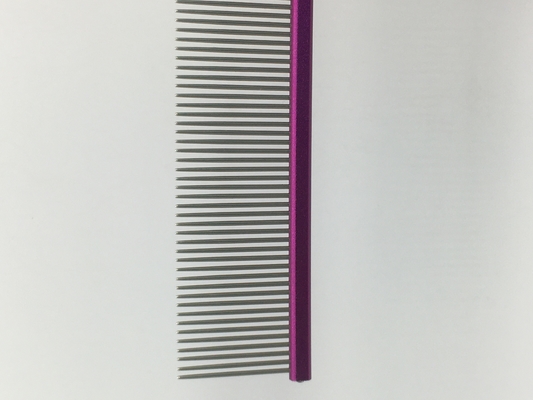 Outil professionnel de toilettage pour animaux de compagnie Peigne de coiffure pour chat et chien pour éliminer les poils flottants