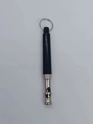Arrêtez d'aboyer maintenant Stocked 8cm*0.8mm sifflet d'entraînement de chien pour l'entraînement et l'obéissance des animaux de compagnie