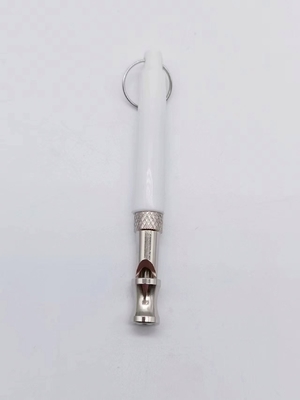 8cm*0.8cm Petit taille chien de compagnie sifflet Matériau PC métallique pour une communication efficace